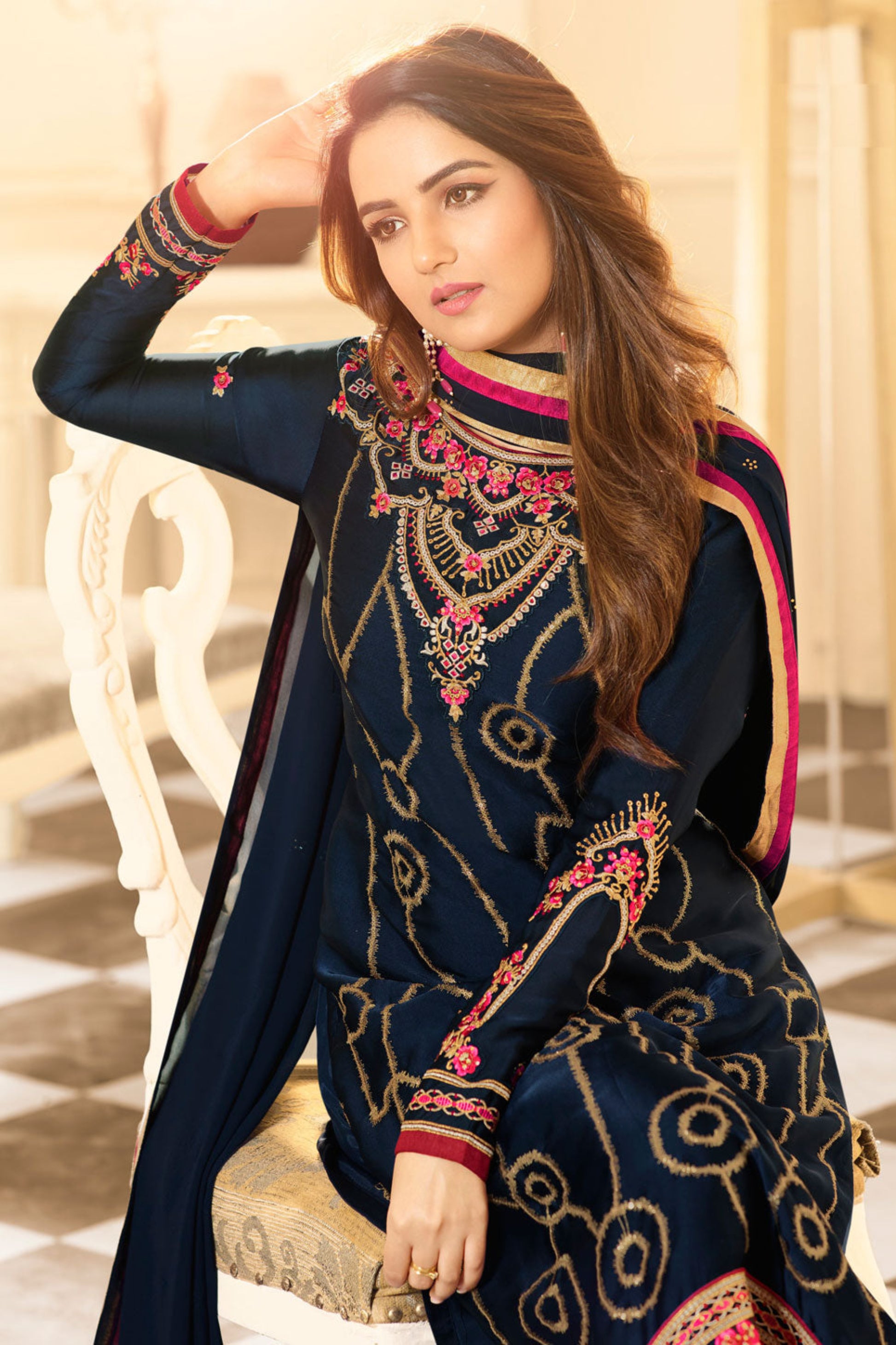 Blue salwar kameez feels calm and confident. Light or dark blue suits any time.

