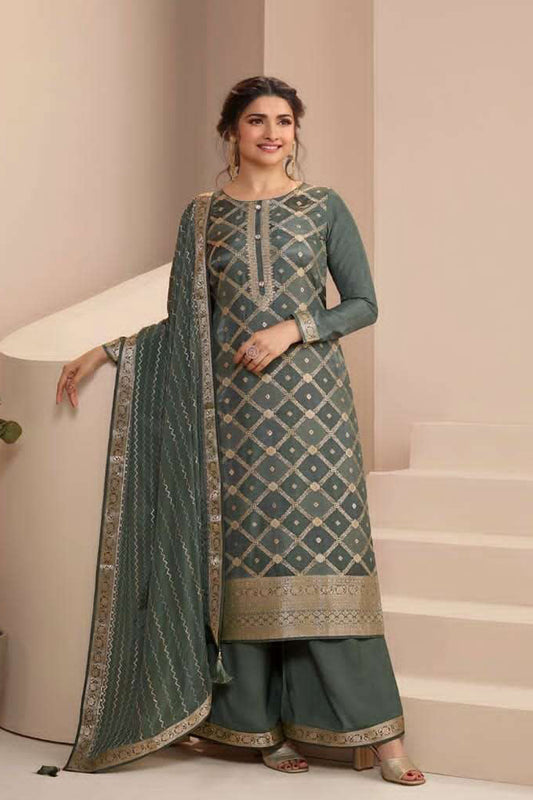 Grey salwar kameez looks simple and stylish. Metallic accents make it modern.
