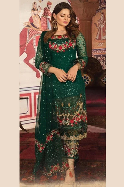 Green salwar kameez feels fresh and natural. It’s great for everyday and special occasions.

