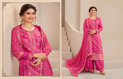 Pink salwar kameez is cheerful and lovely. Perfect for celebrations.
