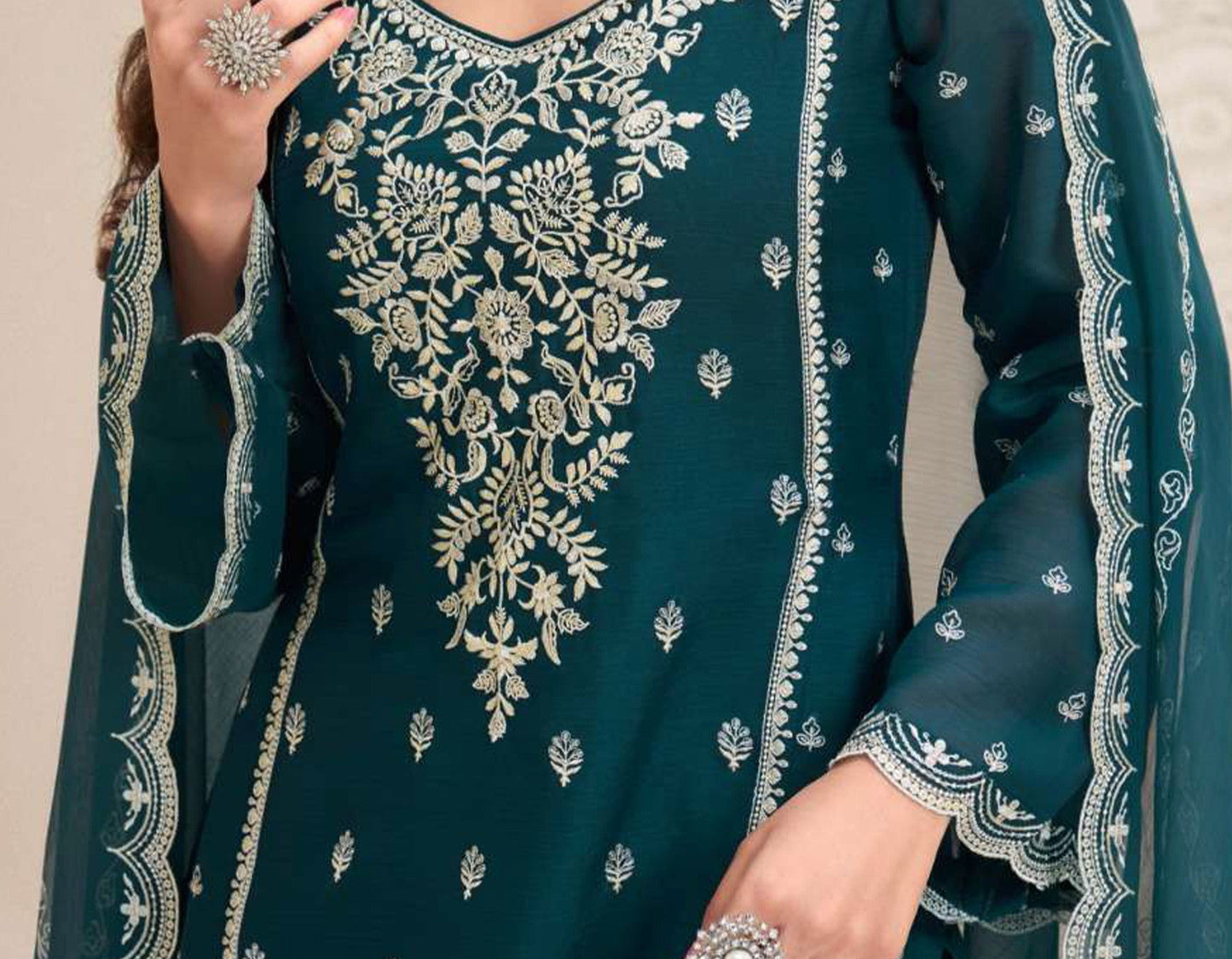 Green salwar kameez feels fresh and peaceful, perfect for festive mornings or nature-inspired celebrations.