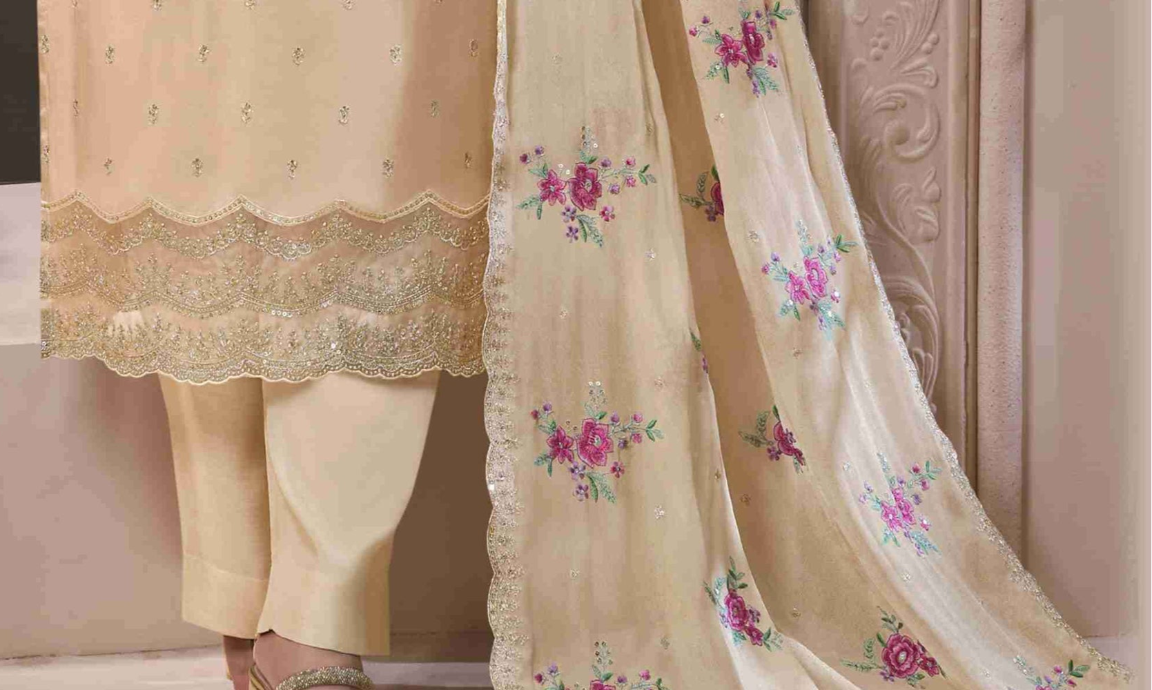 Minimal and modern, beige tones offer a soft, elegant look with endless styling possibilities.
