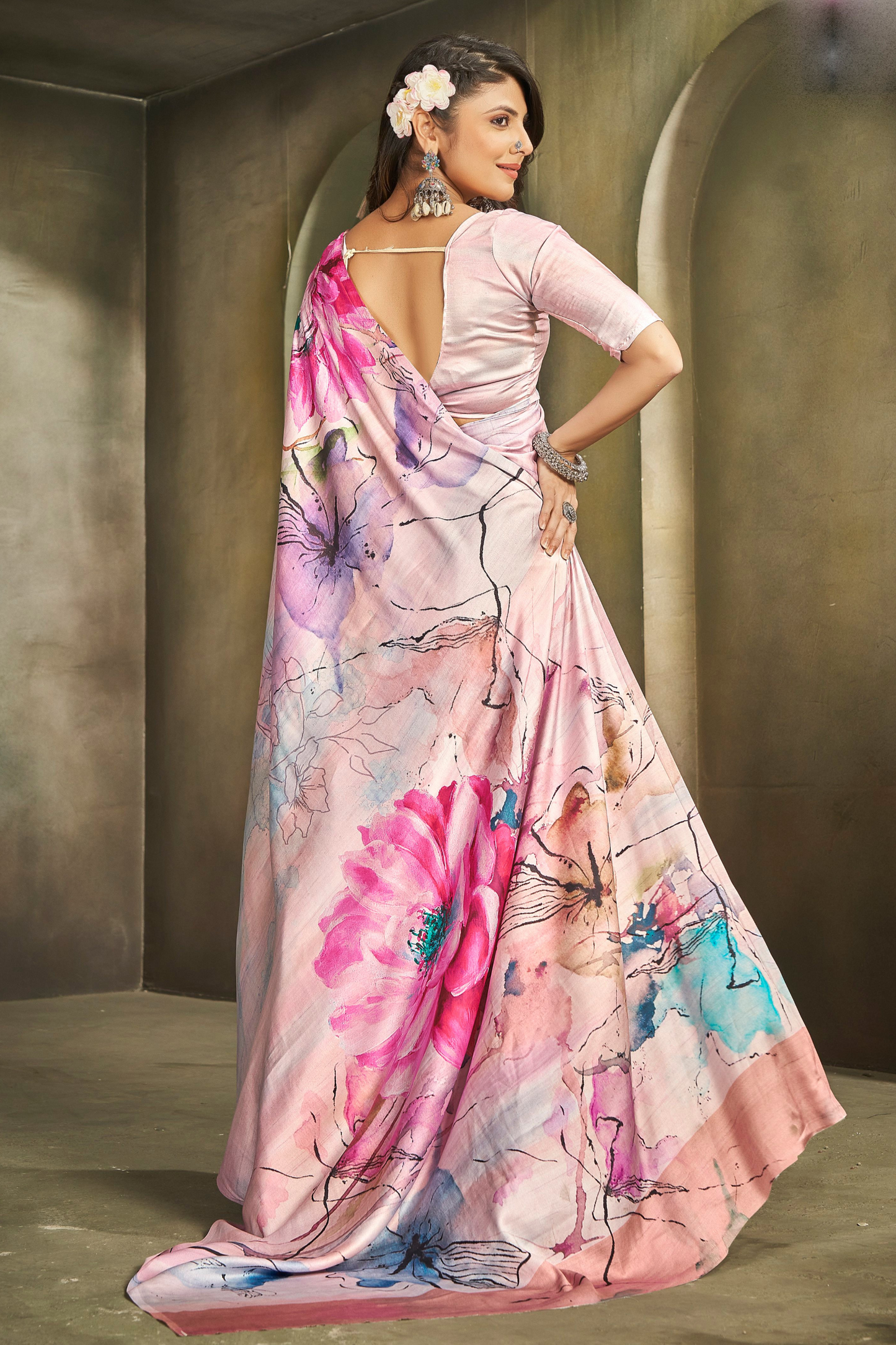 Pink Saree reflects softness and charm – perfect for graceful day functions.
