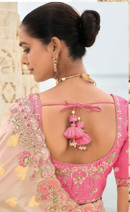 Off White Saree stands for purity and class – ideal for serene and sacred events.
