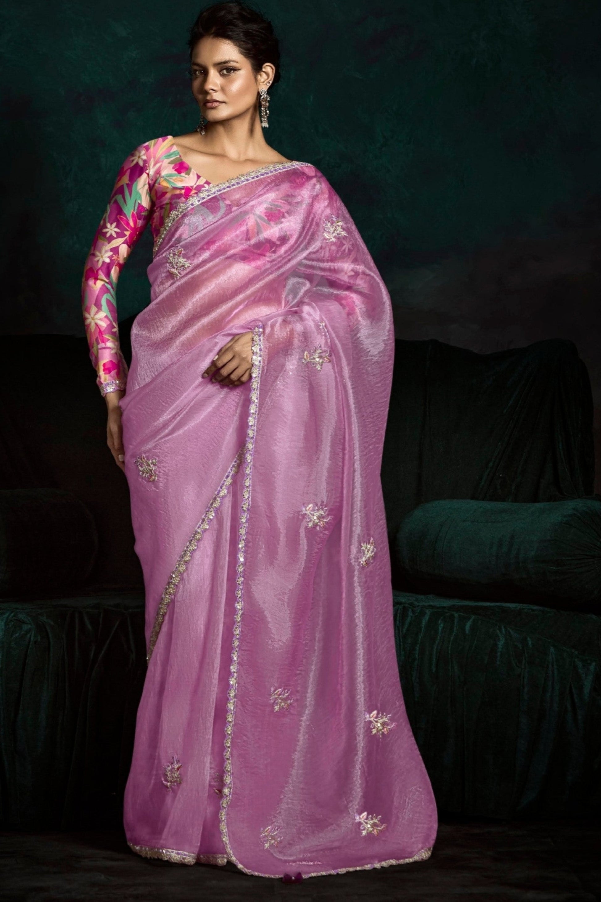 Lavender Saree radiates soft elegance and tranquility – perfect for romantic events, spring celebrations, or relaxing afternoons.

