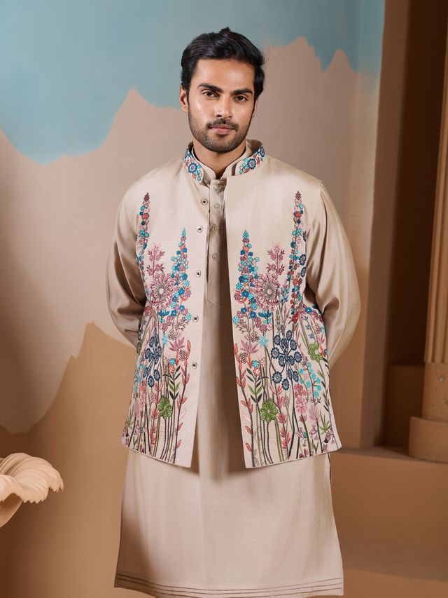 Exclusive Silk Men’s Kurta For Indian Wedding And Festive Celebrations.