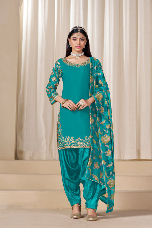Punjabi Ladies Wear Traditional Beautiful Patiyala Dupatta Dress
