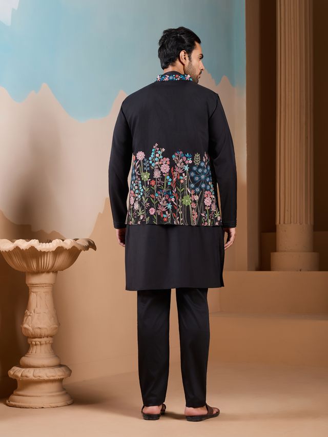 Designer Embroidered Kurta for Men in Indian Ethnic Style.