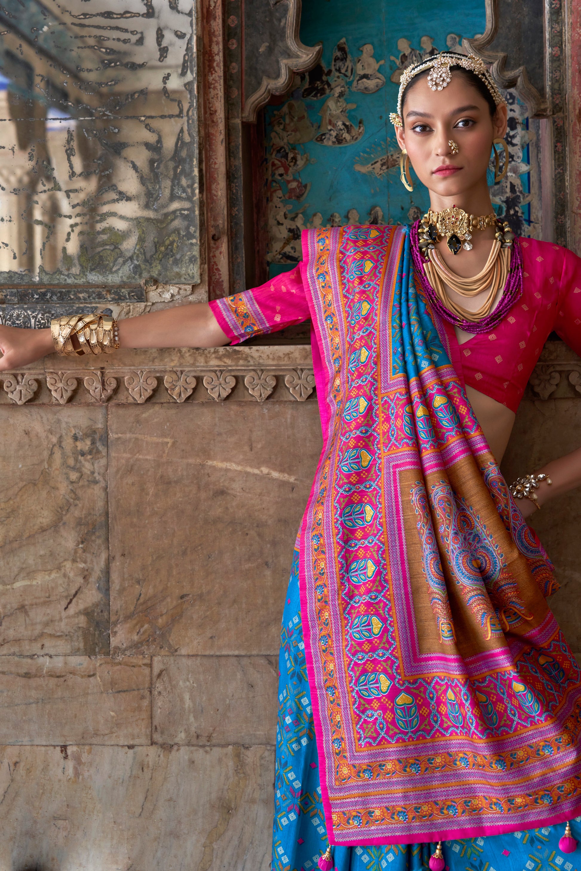 Luxury Blue Saree With Pink Blouse - Traditional Indian Wedding Outfit For Women