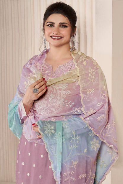 Feminine and fresh, pink salwar kameez range from soft blush tones to vibrant fuchsia.
