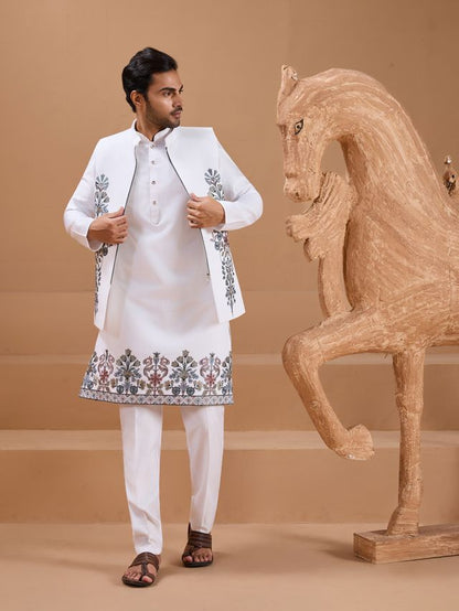 Classic Designer White Men's Kurta For Mehndi Function