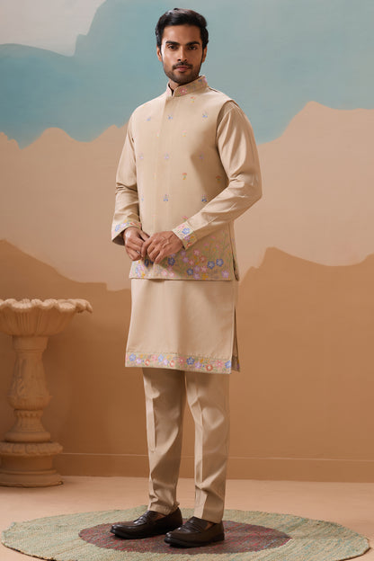 Indian Kurta In Cream Color For Festive Wear