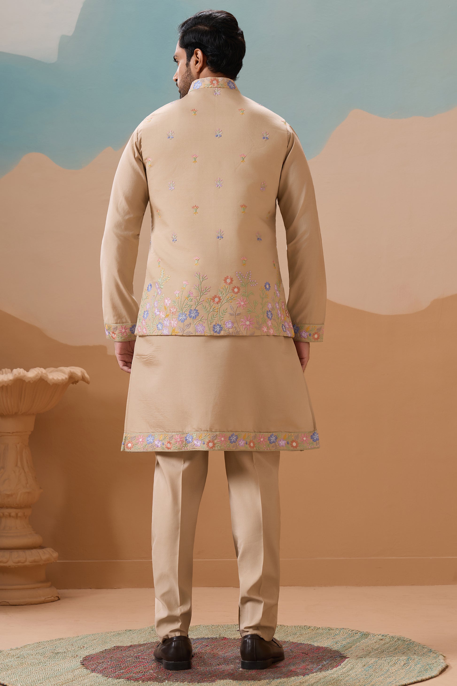 Indian Kurta Pajama Set For Traditional Occasions