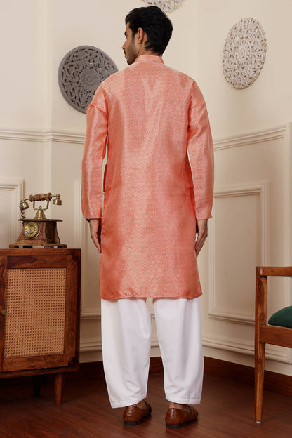 kurta showcasing jacquard woven pattern