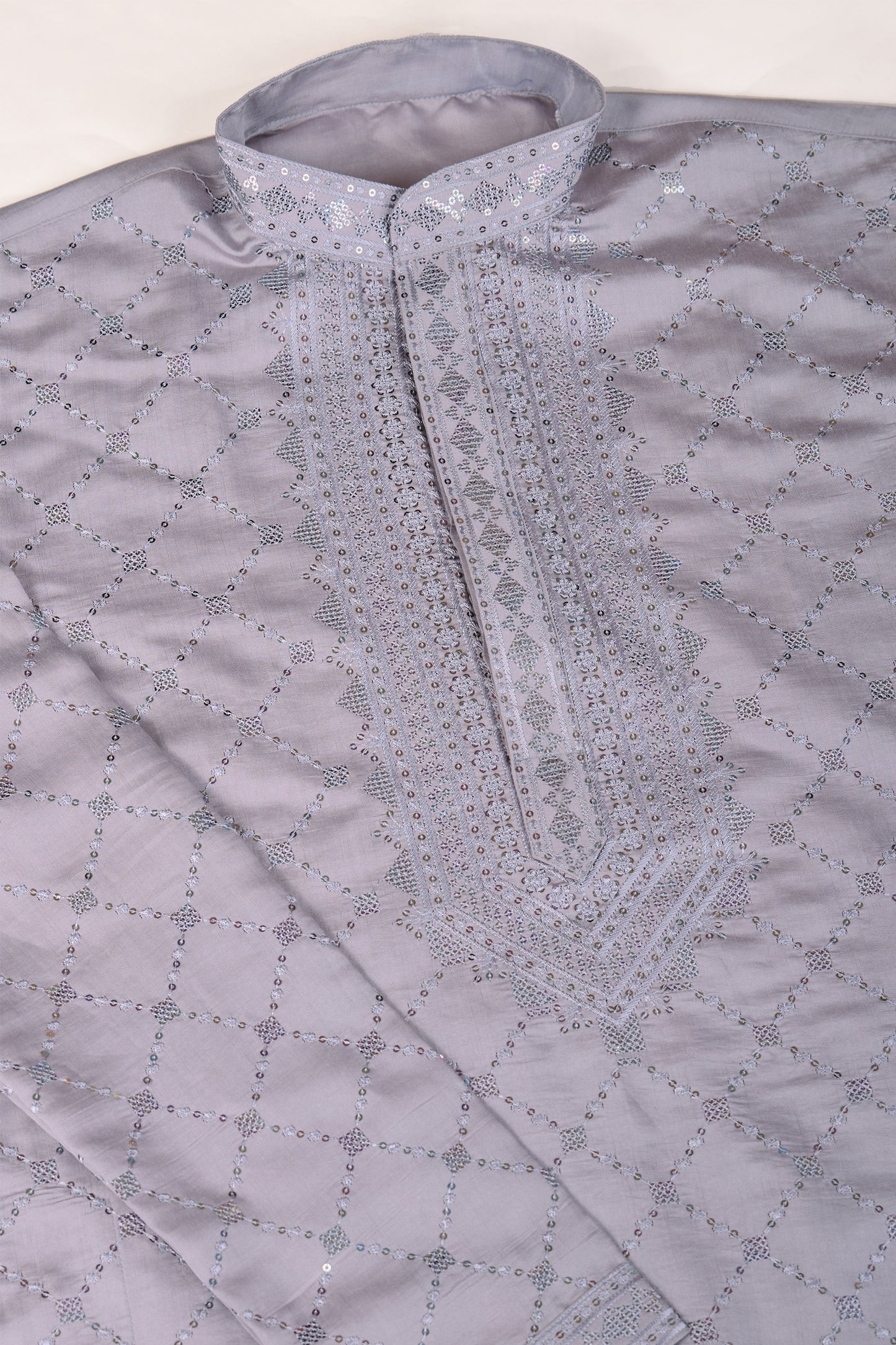 Lavender ethnic kurta pajama for celebrations
