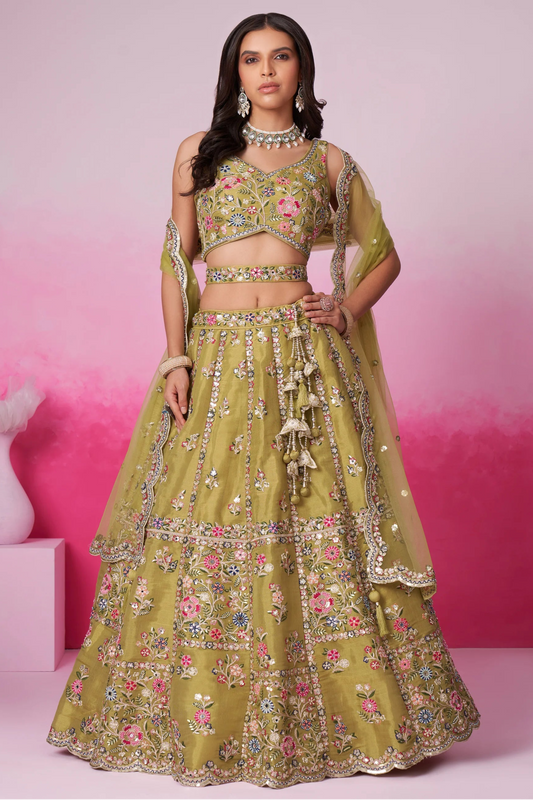 Heavy Embroidery Worked Stylish Lehengha Choli With Heavy Dupatta Suit.